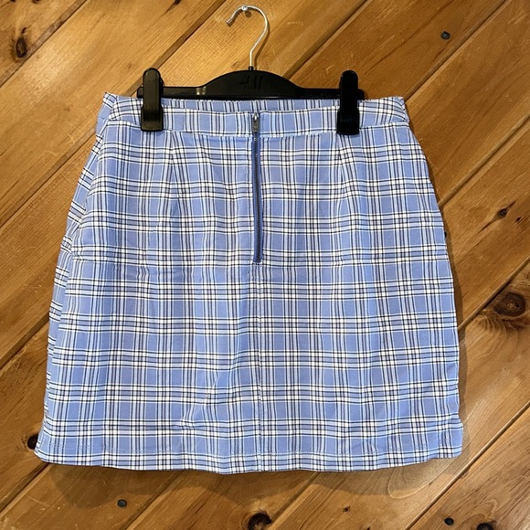 Hollister blue plaid ultra high rise mini skirt NWT - Picture 4 of 5